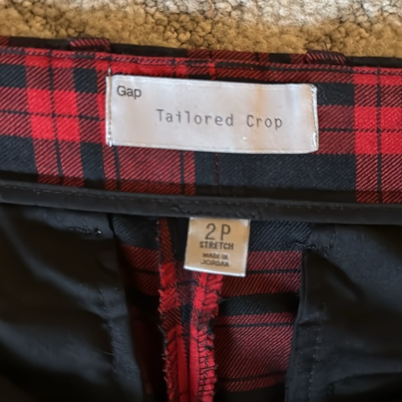 Women’s GAP Tailored Crop holiday pants - size 2P - Picture 4 of 5